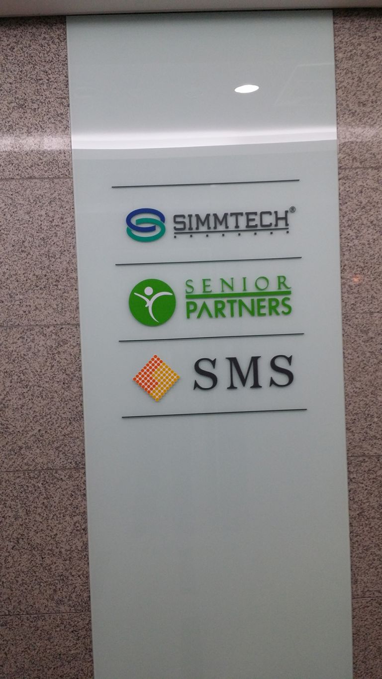 내부아크릴사인